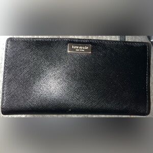 Kate Spade EUC Black Leather Wallet
